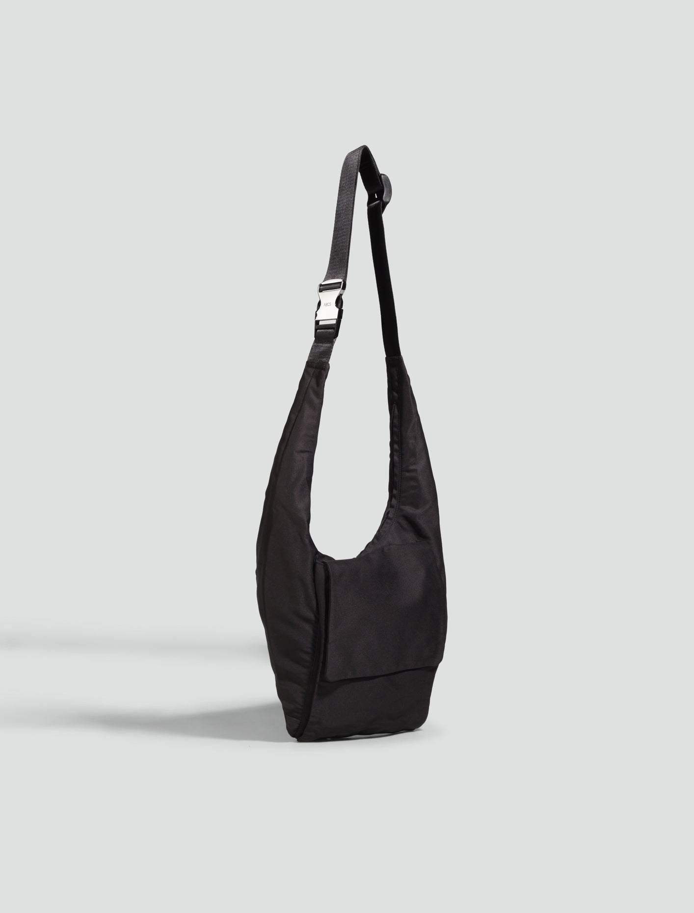 SAMPLE Sling in Black Recycled Polyester – ARCS London