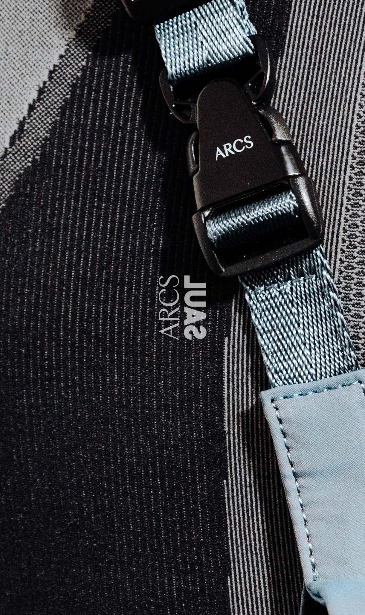 ARCS X Saul Nash Mesh Multiway Pouch in Sea